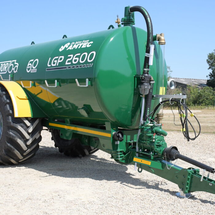 Major 2600 Gallon Water Bowser Hire